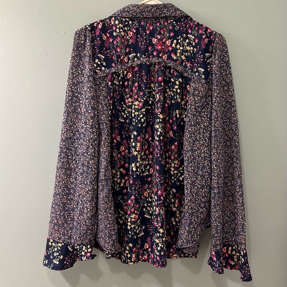 NWOT … UMGEE USA “Size: L” Floral Blouse - Picture 2 of 3